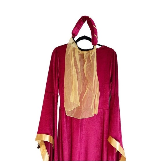 Spirit Halloween Time Period Medieval Queen Halloween Dress Red Large - Picture 6 of 7